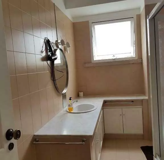 پانسیون Rose View Guest House