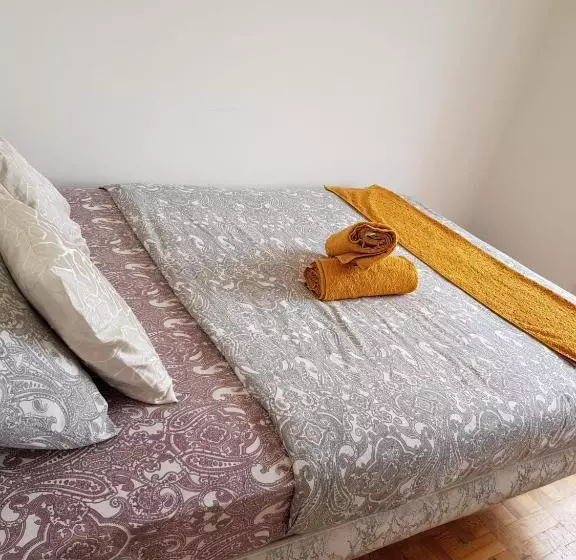 پانسیون Rose View Guest House