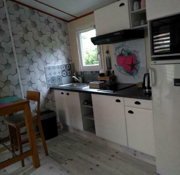 ベッドアンドブレックファースト Le Haut Village Chambre D Hôtes Mobi Loft Cosy Sauna ,douche ,chromothérapie