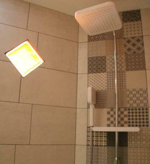 ベッドアンドブレックファースト Le Haut Village Chambre D Hôtes Mobi Loft Cosy Sauna ,douche ,chromothérapie