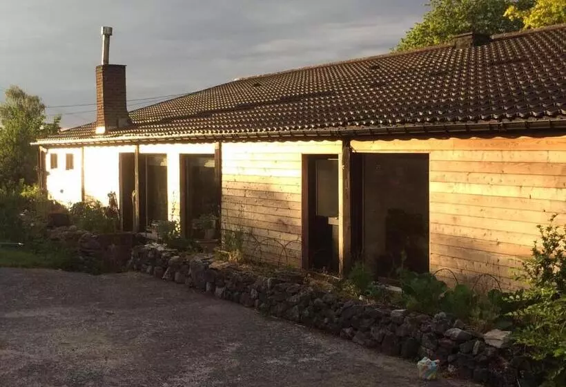 ベッドアンドブレックファースト L App Art Des Ateliers Gerny