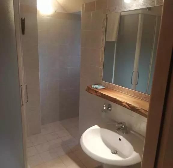 Bed and Breakfast La Rocca Bianca