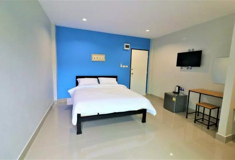 ホテル Na Phupha Apartment
