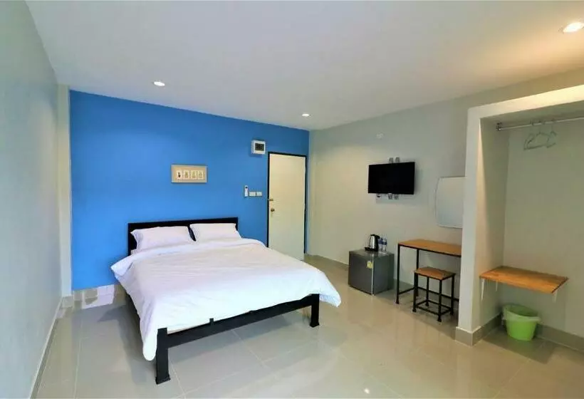 ホテル Na Phupha Apartment