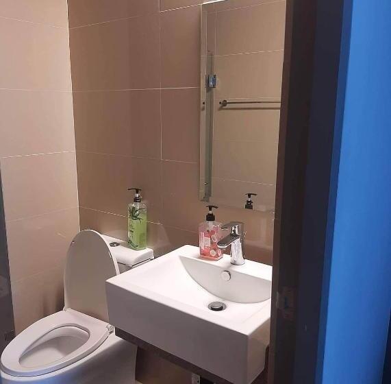 One Palm Tree Villas