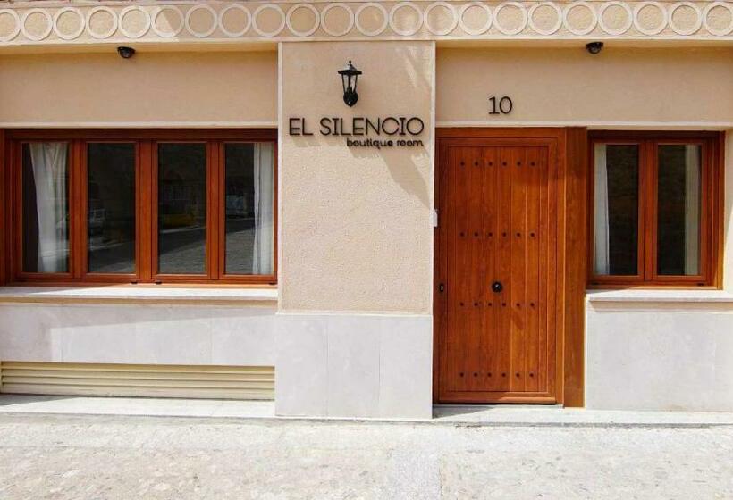 بنسيون El Silencio Boutique Room