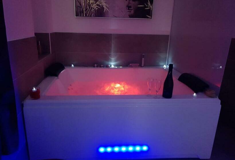 膳宿费 Elle & Lui En Jacuzzi