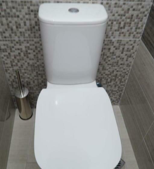 ペンション Home With The Veranda Free Parking