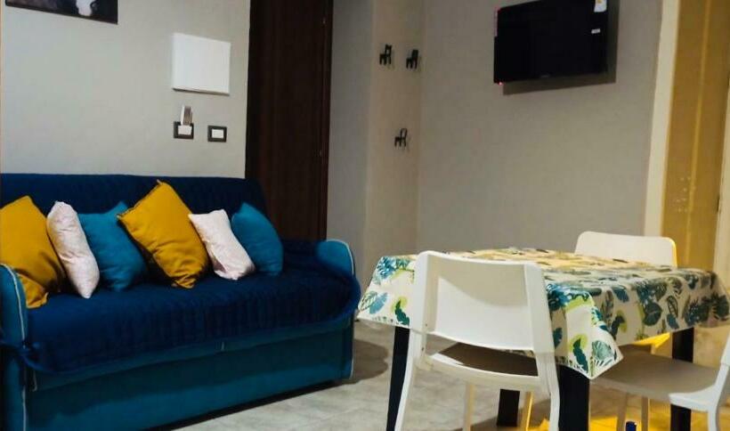 פנסיון Licata 18