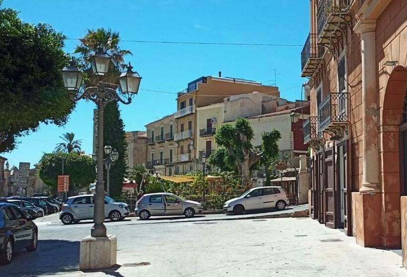 פנסיון Licata 18