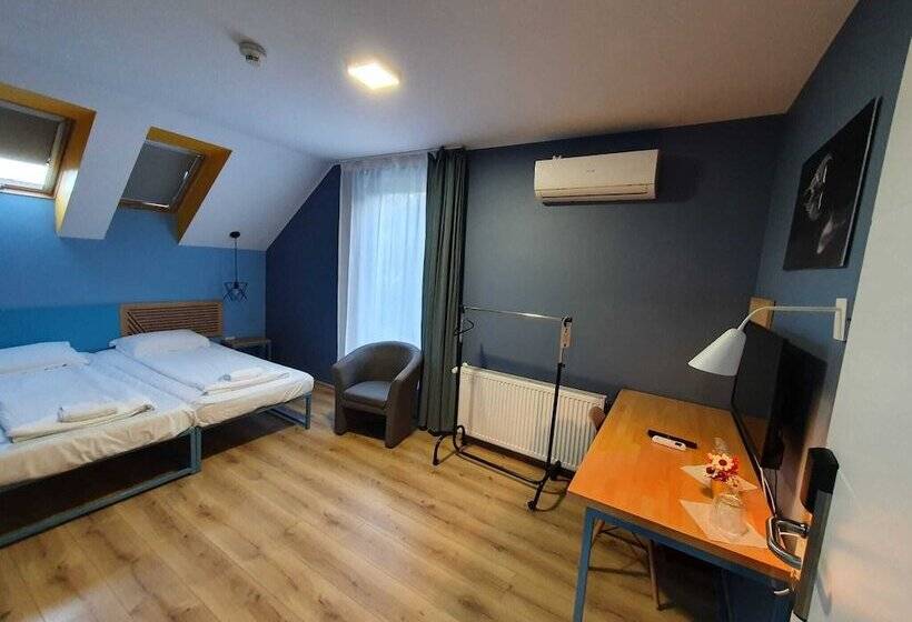 Pensiunea Urban Point