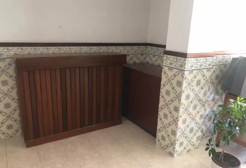 Retkeilymaja Residencial Casa Velha