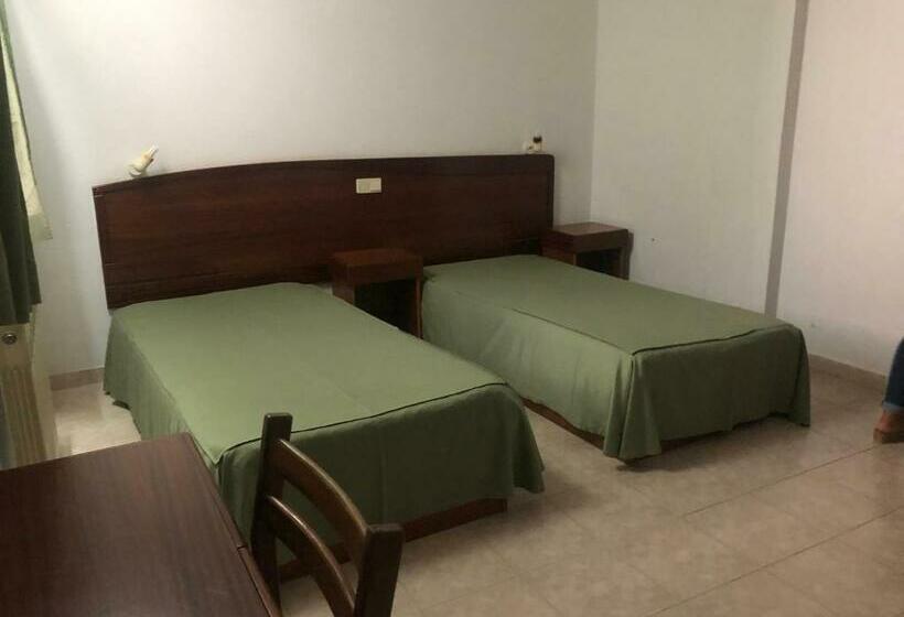 فندق صغير Residencial Casa Velha