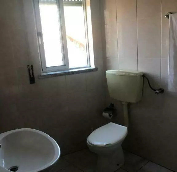 Retkeilymaja Residencial Casa Velha