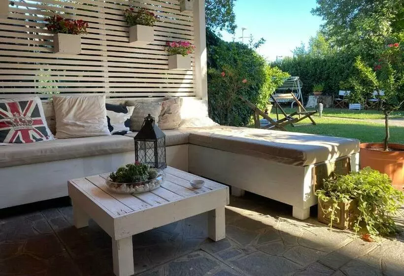 B&b Longara