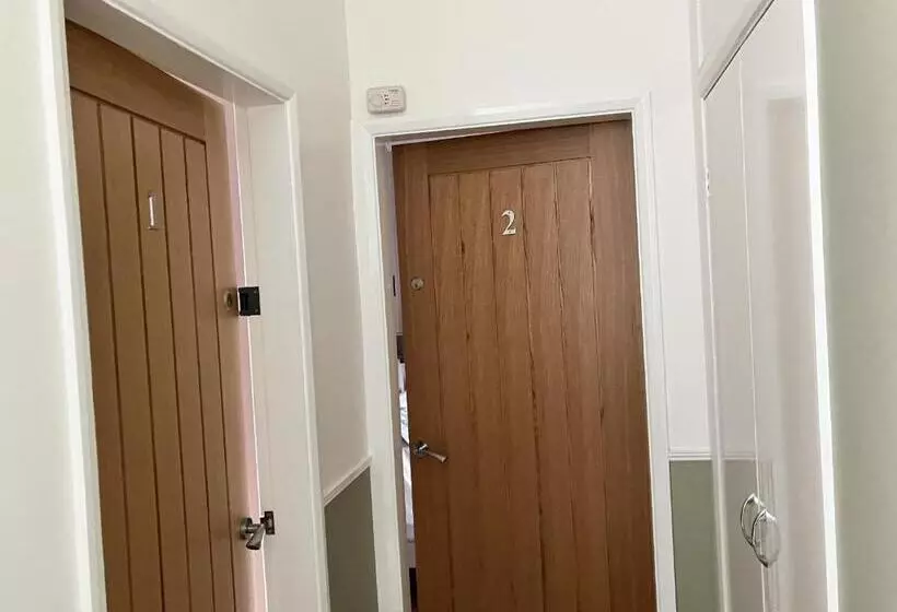 Aamiaismajoitus (B&B) Sixteen B