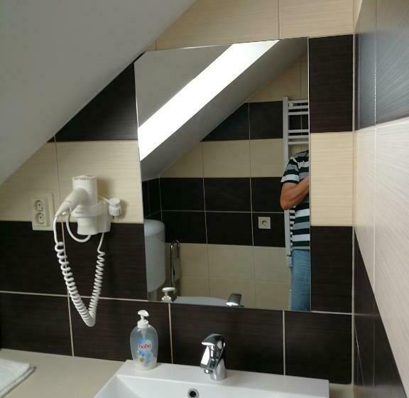 Bed and Breakfast Viktória Lovas Panzió