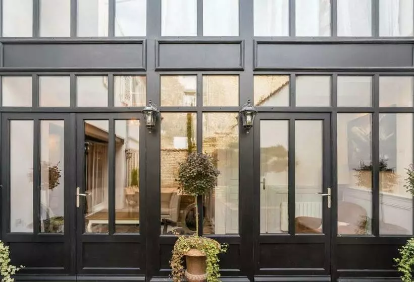 ペンション La Martinoise Patio