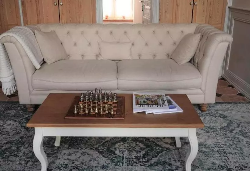 ペンション La Martinoise Patio