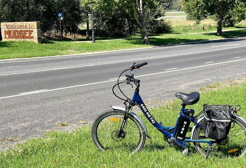ペンション Mudgee Guesthouse