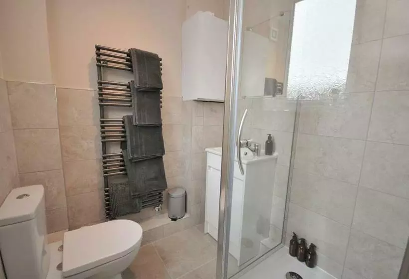 Aamiaismajoitus (B&B) Sixteen B