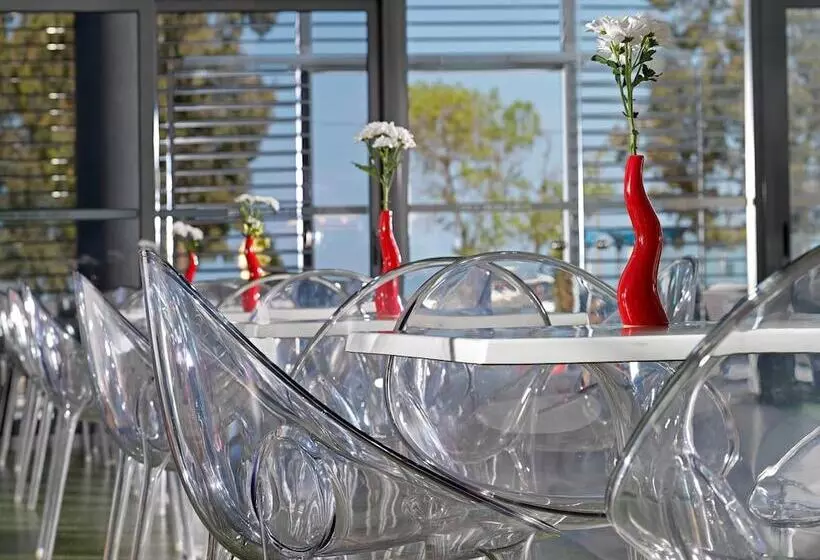 Airotel Patras Smart