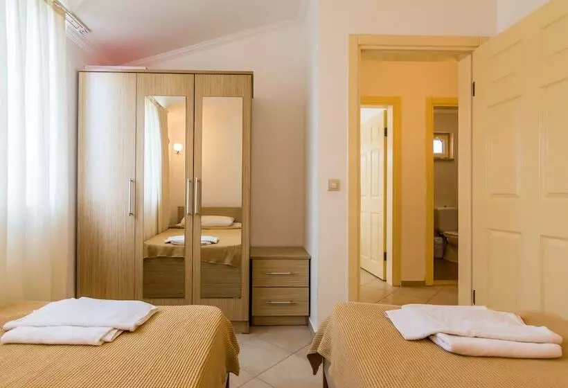 فندق Apollonium Spa & Beach Resort