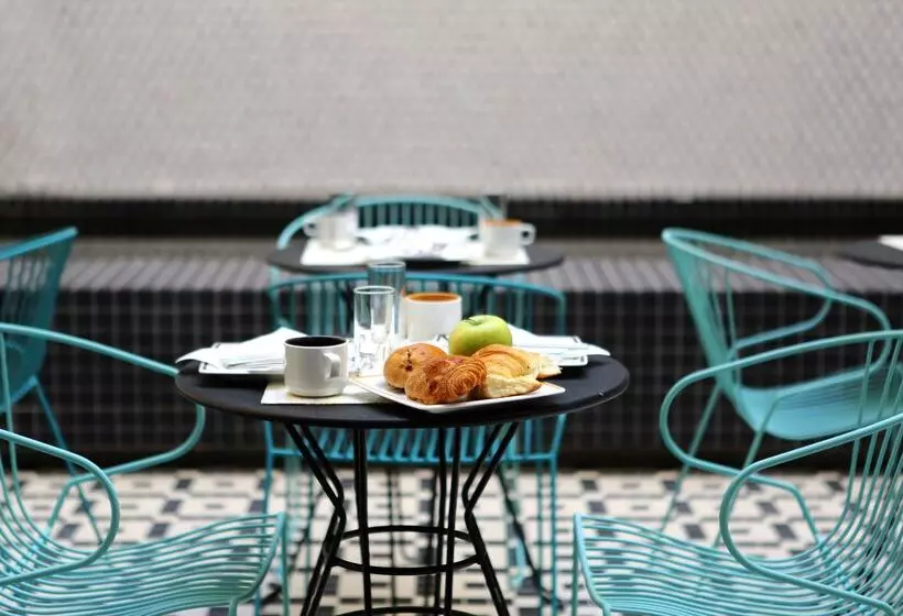 هتل Best Western Plus Hôtel La Joliette