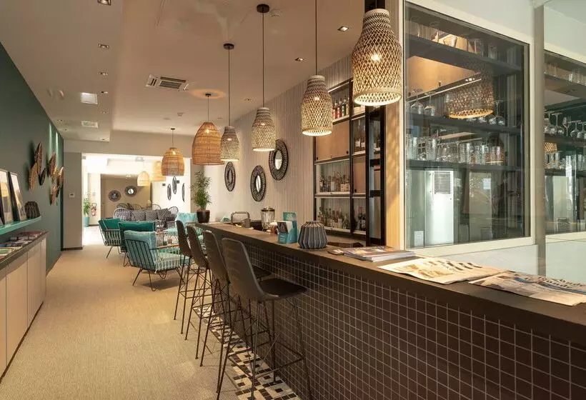 هتل Best Western Plus Hôtel La Joliette