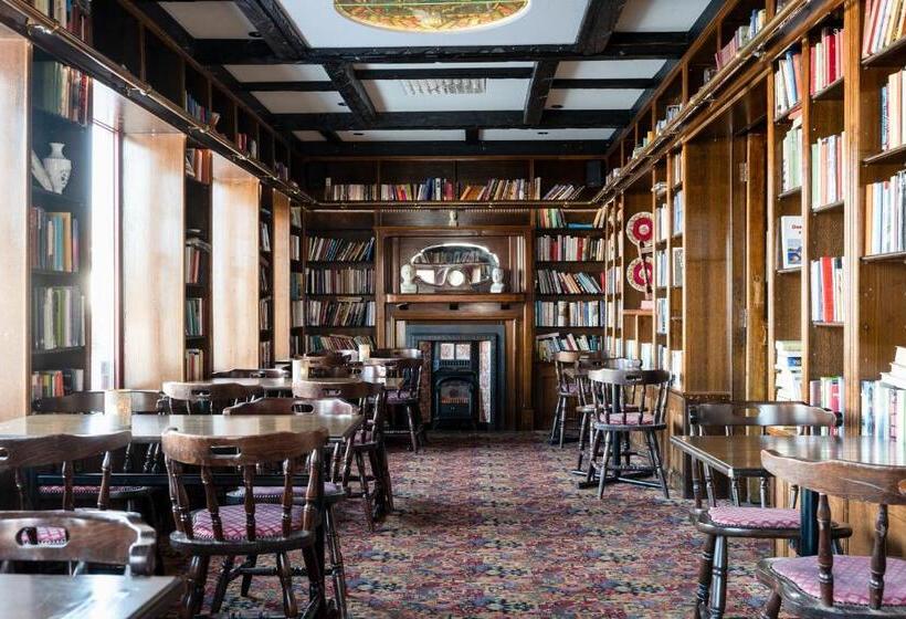 فندق Bishops Arms Kiruna