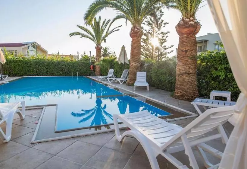 هتل Creta Aquamarine