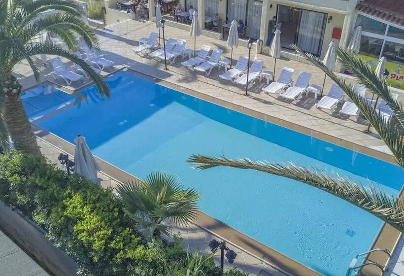 هتل Creta Aquamarine