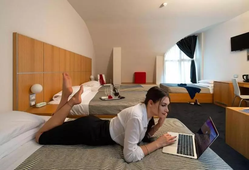 Отель Delle Fiere