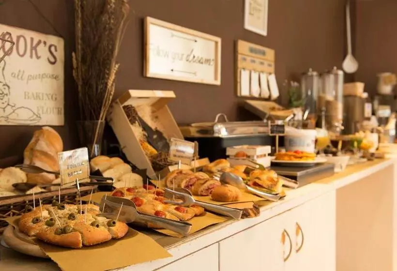 Отель Delle Fiere