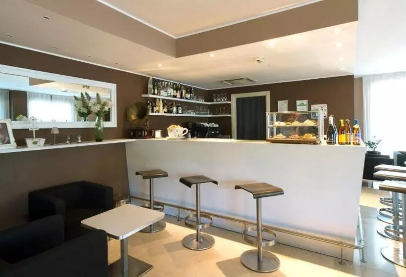 Отель Delle Fiere