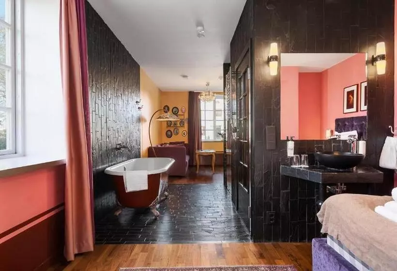 Отель Haringe Slott