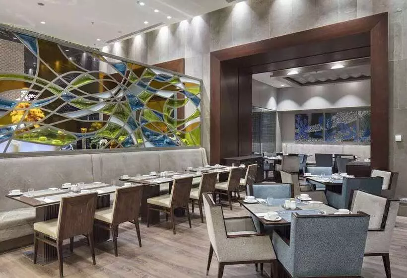 Отель Hilton Bursa Convention Center & Spa