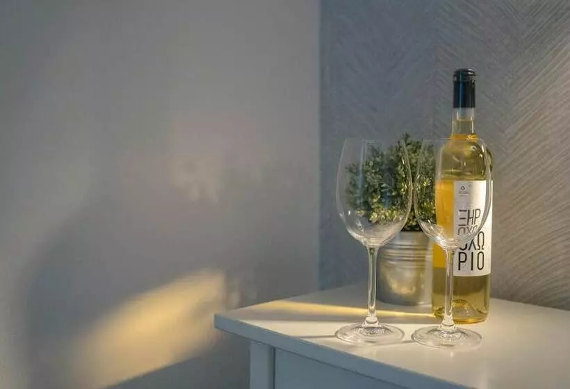 Отель Indigo Studios