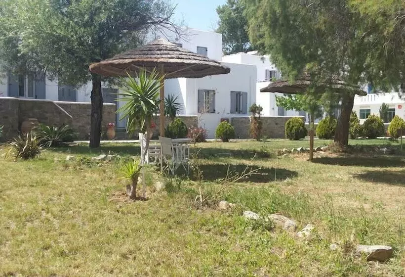 Отель Indigo Studios