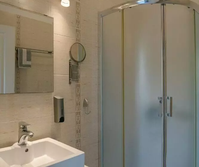 Отель Indigo Studios