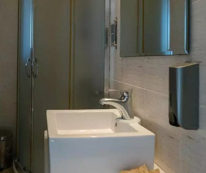 Отель Indigo Studios