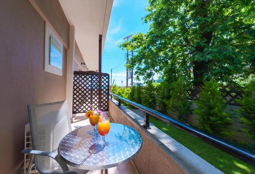 Hotel Kamelia & Semeli