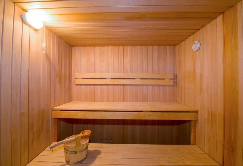 هتل Kiani Beach Resort Family All Inclusive