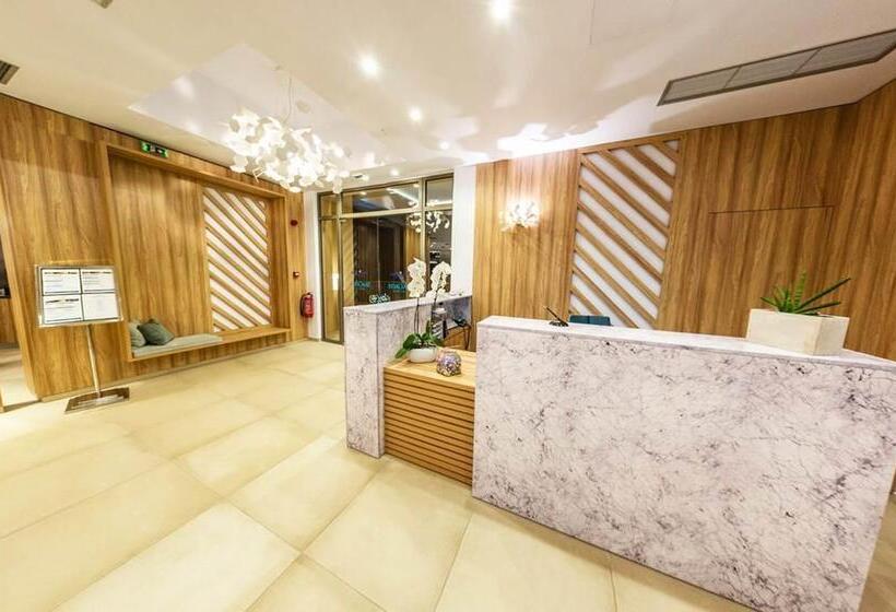 هتل Kiani Beach Resort Family All Inclusive