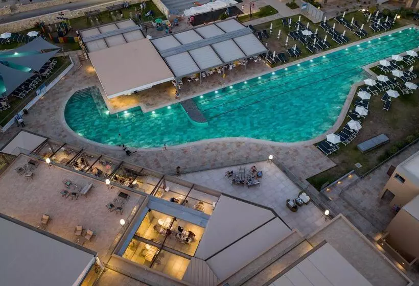 هتل Kiani Beach Resort Family All Inclusive