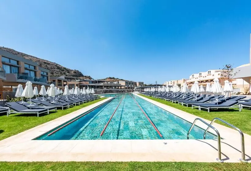 هتل Kiani Beach Resort Family All Inclusive