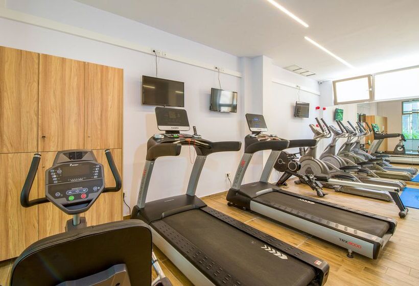 هتل Kiani Beach Resort Family All Inclusive