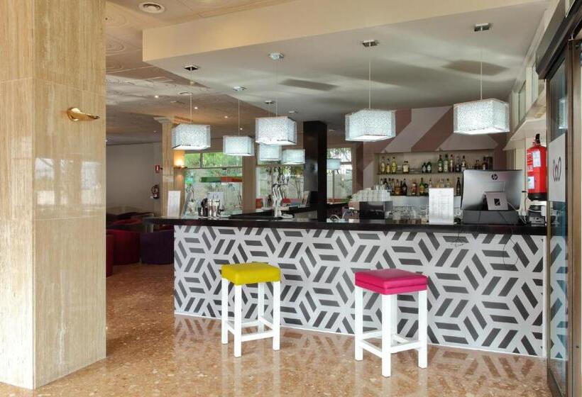 בית מלון כפרי O7 Tenerife