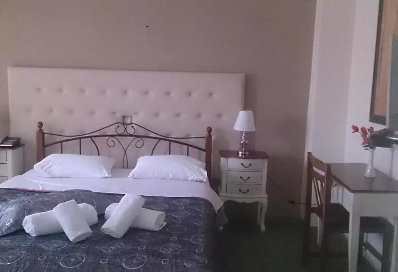 בית מלון כפרי Villa Tasko