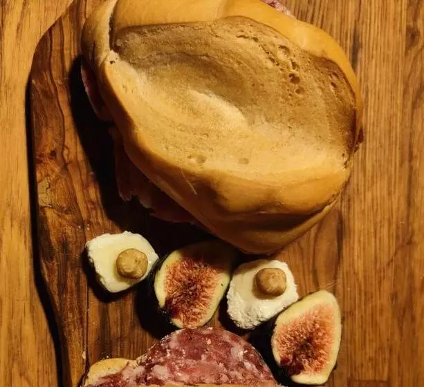 ホテル Monfrà   Ospitalità Rurale, Vigneti E Cantina